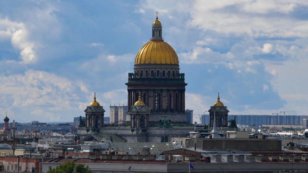 Беглов хочет сделать Петербург самым популярным у туристов городом в России